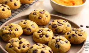 Leckere Schoko-Cookies, perfekt für jedes Cookies Rezept. Frisch gebacken und bereit zum Genießen.