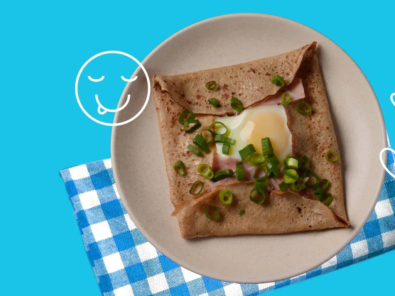 Herzhaftes Galettes Rezept: Buchweizen-Crêpe gefüllt mit Ei, Schinken und Frühlingszwiebeln. Ein Genuss!